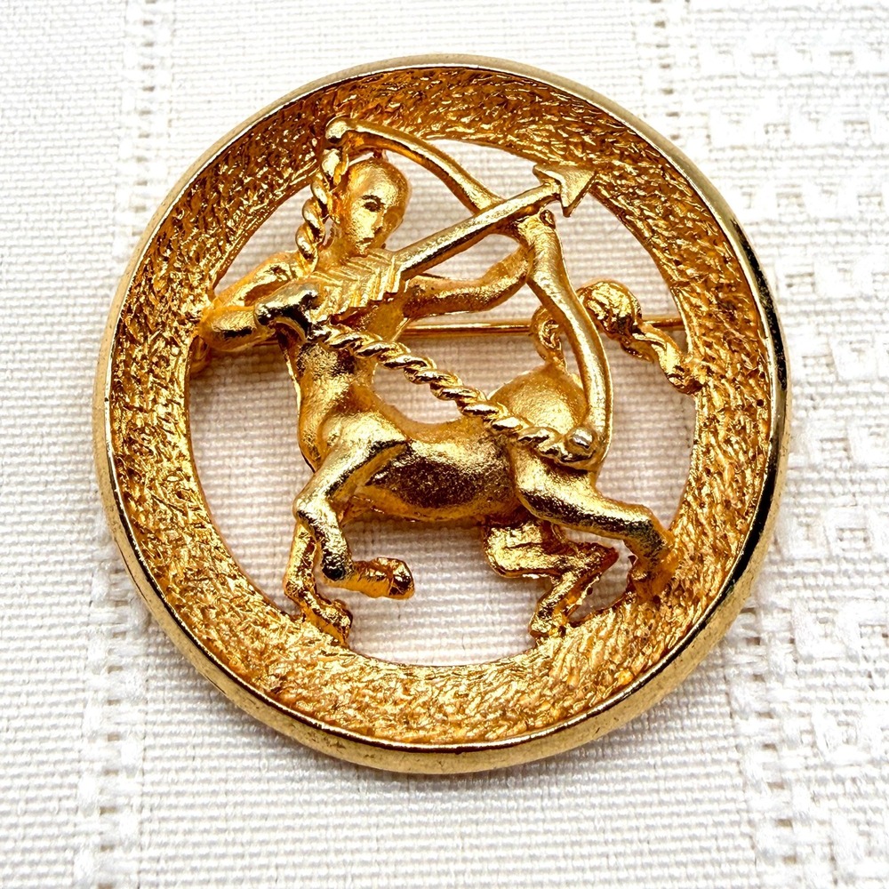 Vintage PARK LANE Gold Tone Sagittarius Archer Zodiac Celestial Round Brooch Pin